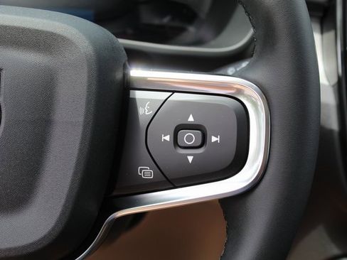 New 2026 Volvo XC40 B5 Plus w/ Protection Package Premier image 17