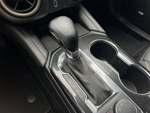 Used 2025 Chevrolet Blazer Premier w/ Driver Confidence II Package image 16