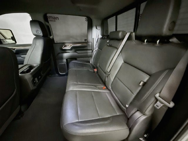 Used 2024 Chevrolet Silverado 3500 LT w/ Convenience Package AWD/4WD image 23