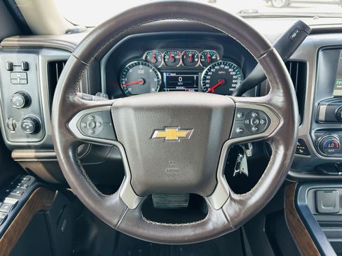 Used 2018 Chevrolet Silverado 1500 LTZ w/ Sport Package AWD/4WD image 13