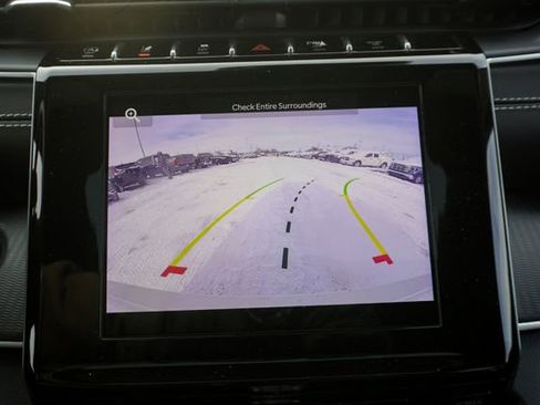 Used 2023 Jeep Grand Cherokee Altitude image 17