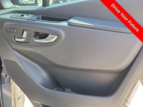 Used 2024 Mercedes-Benz Sprinter 2500 image 24