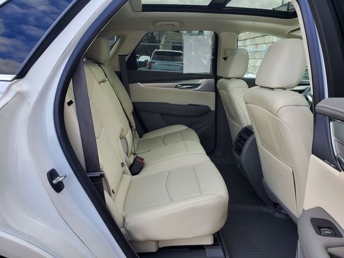 Certified 2023 Cadillac XT5 Premium Luxury w/ LPO, Floor Liner Package image 48