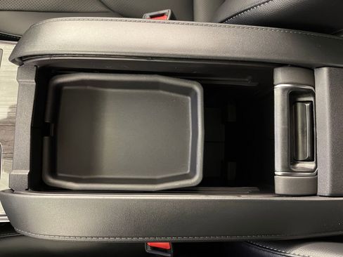New 2026 Toyota Highlander Platinum AWD/4WD image 23