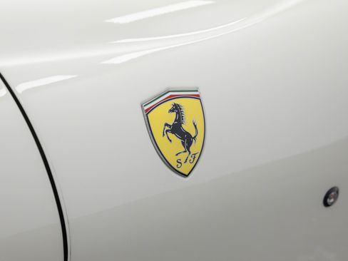 Certified 2023 Ferrari 812 GTS RWD image 40