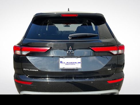 Used 2024 Mitsubishi Outlander SE FWD image 12