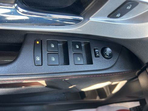 Used 2014 Chevrolet Equinox LT w/ Driver Convenience Package image 22