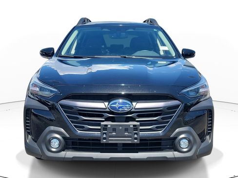 Certified 2023 Subaru Outback Premium AWD/4WD image 2