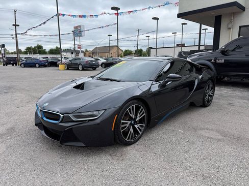 Used 2016 BMW i8 image 3