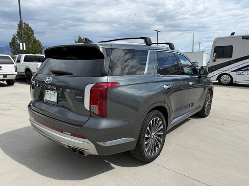 Used 2023 Hyundai Palisade Calligraphy AWD/4WD image 3