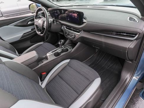 Used 2024 Buick Envista Preferred w/ Convenience I Package FWD image 21