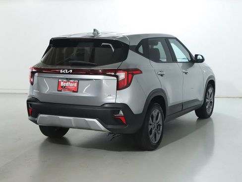 Used 2024 Kia Seltos LX AWD/4WD image 48
