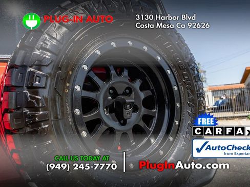 Used 2021 Jeep Wrangler Unlimited Sahara image 3