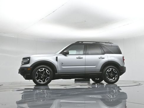 Certified 2022 Ford Bronco Sport Outer Banks w/ Tech Package AWD/4WD image 55