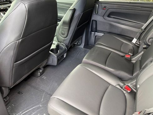 New 2026 Honda Odyssey EX-L image 11