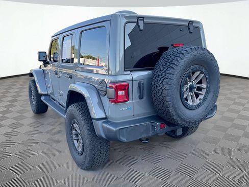 Used 2021 Jeep Wrangler Unlimited Sahara w/ Cold Weather Group AWD/4WD image 8