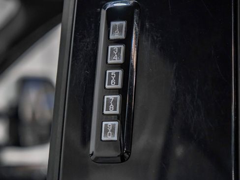 Used 2019 Ford F250 Lariat w/ Lariat Ultimate Package image 40