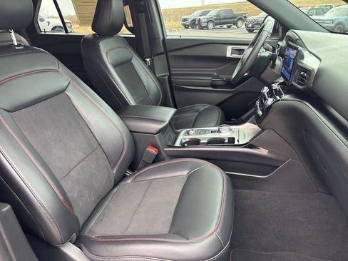 Used 2024 Ford Explorer ST-Line w/ Class IV Trailer Tow Package image 20