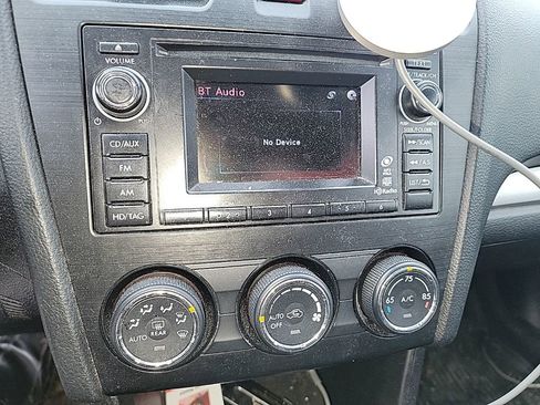 Used 2014 Subaru Crosstrek 2.0i Limited w/ Popular Package #2 image 38