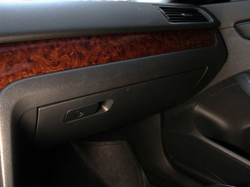 Used 2013 Volkswagen Passat TDI SEL Premium image 31