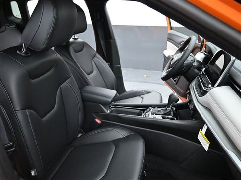 New 2026 Jeep Compass Limited w/ Mopar Graphics Package image 26