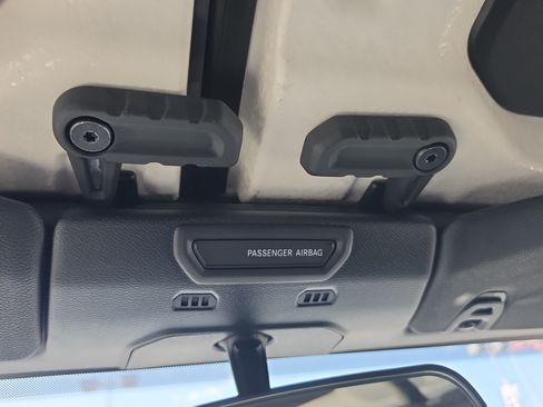 Used 2021 Jeep Wrangler Unlimited Sport AWD/4WD image 36