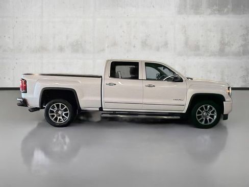 Used 2018 GMC Sierra 1500 Denali image 4
