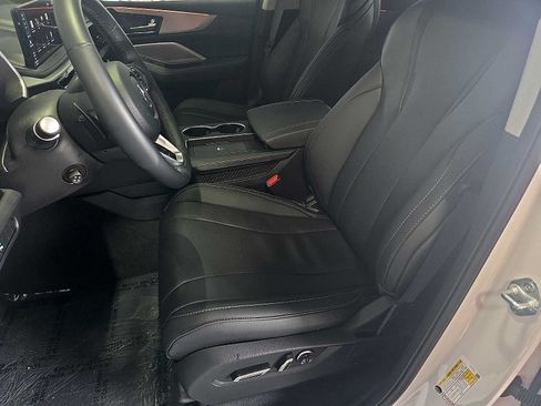 Certified 2026 Acura MDX FWD w/ Technology Package image 10