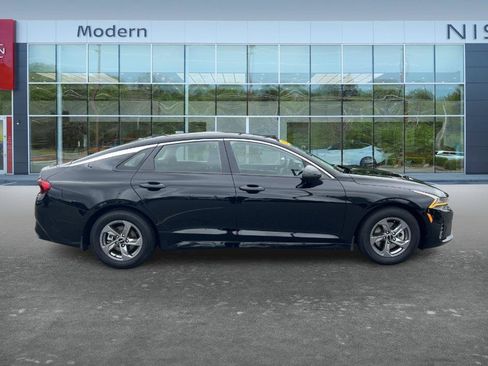 Used 2023 Kia K5 LXS FWD image 4