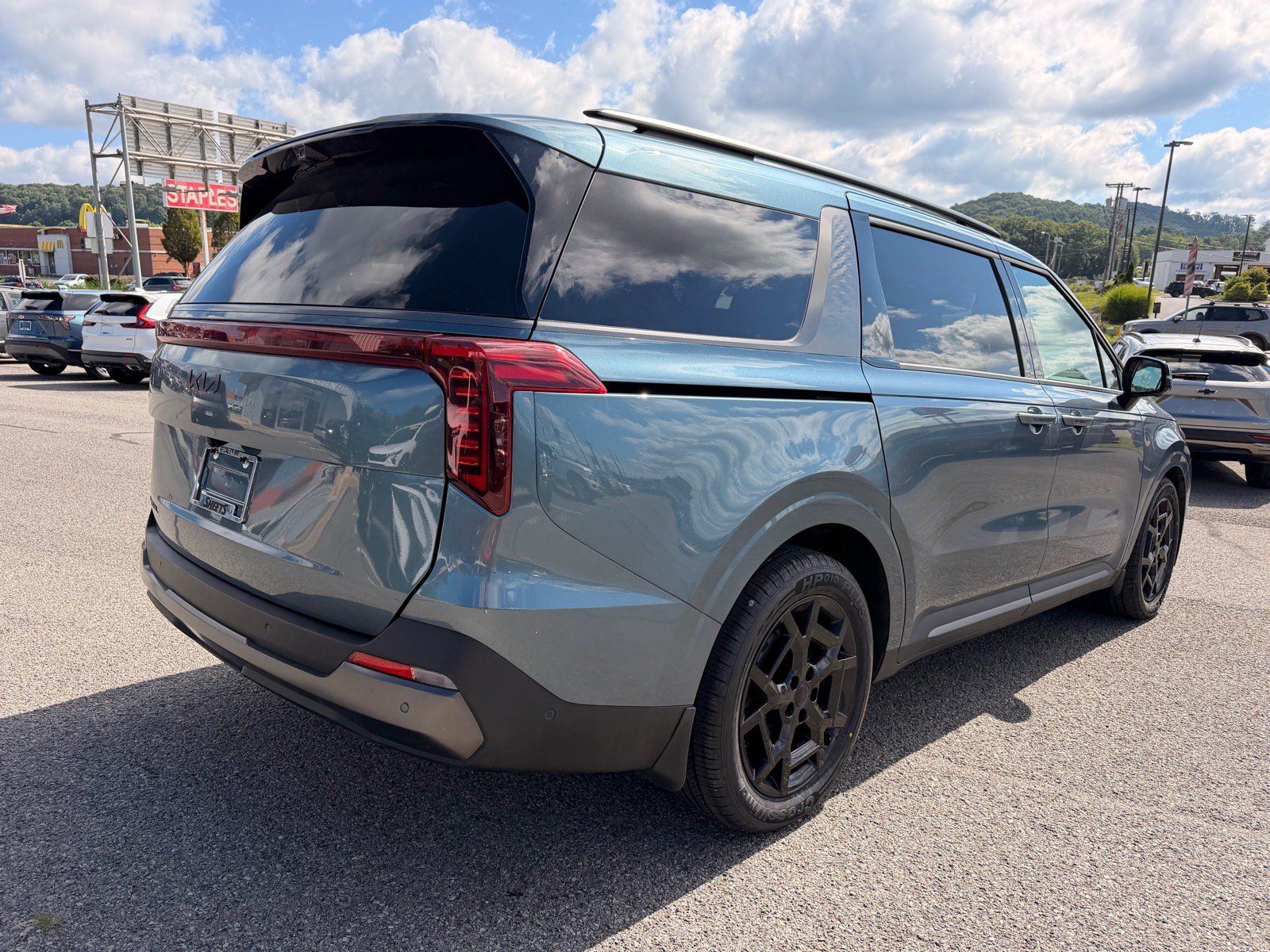 Used 2026 Kia Carnival SX Prestige FWD image 6