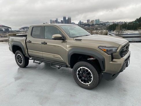 Used 2026 Toyota Tacoma TRD Off-Road w/ TRD Off Road Premium Package image 32