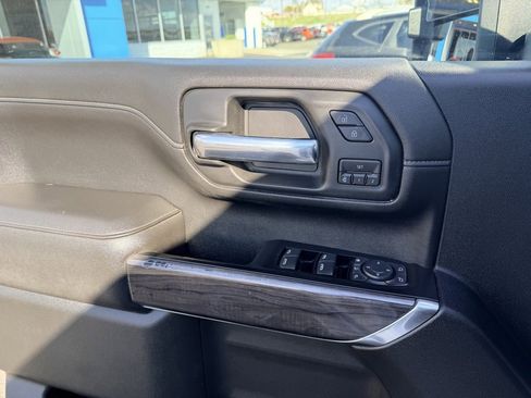 Used 2020 Chevrolet Silverado 2500 LTZ w/ Snow Plow Prep/Camper Package image 24