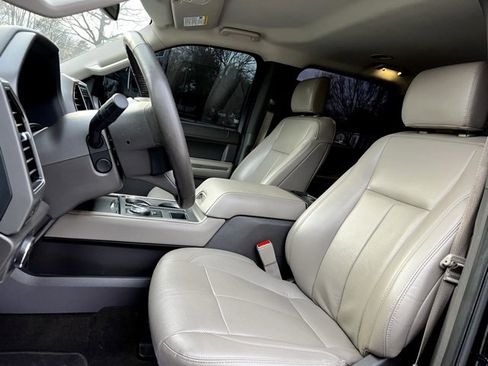 Used 2020 Ford Expedition XLT w/ Equipment Group 202A image 14