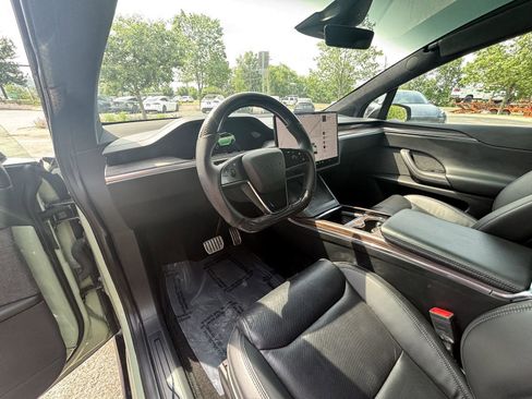 Used 2022 Tesla Model X AWD/4WD image 26