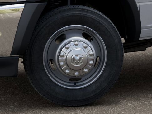 New 2026 RAM 5500 Tradesman AWD/4WD image 8