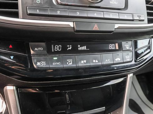 Used 2016 Honda Accord LX image 21