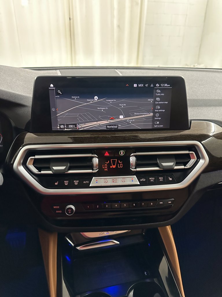 Used 2023 BMW X4 xDrive30i AWD/4WD image 22