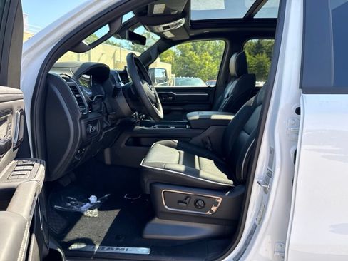 New 2027 RAM 1500 Limited AWD/4WD image 17