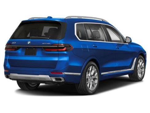New 2026 BMW X7 xDrive40i w/ Executive Package image 2