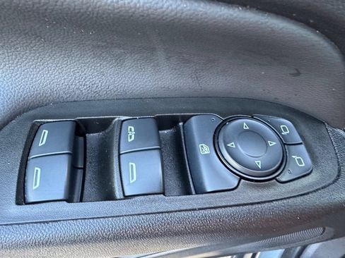Used 2024 Chevrolet Equinox LT AWD/4WD image 19