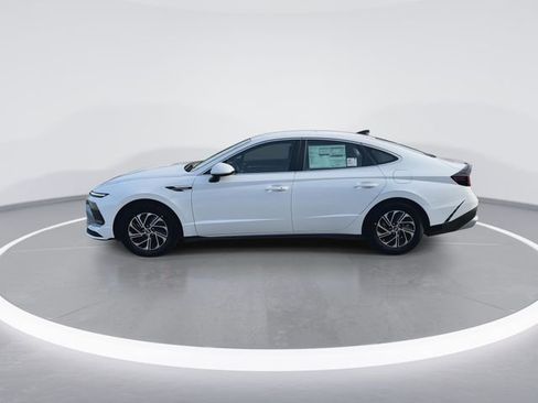 New 2026 Hyundai Sonata Blue FWD image 5