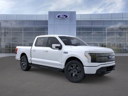 New 2025 Ford F150 Lightning Lariat image 7