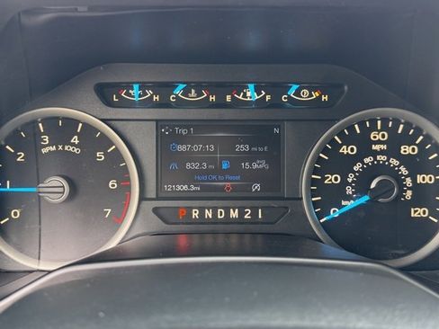 Used 2016 Ford F150 XLT w/ Equipment Group 302A Luxury image 15