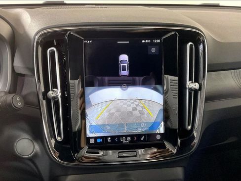 Used 2023 Volvo XC40 Recharge Ultimate w/ Protection Package Premier AWD/4WD image 21