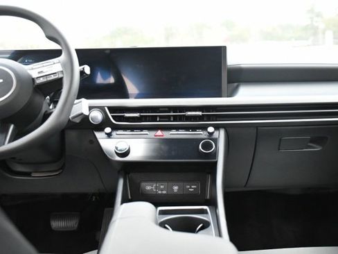 Used 2025 Hyundai Sonata SEL image 11