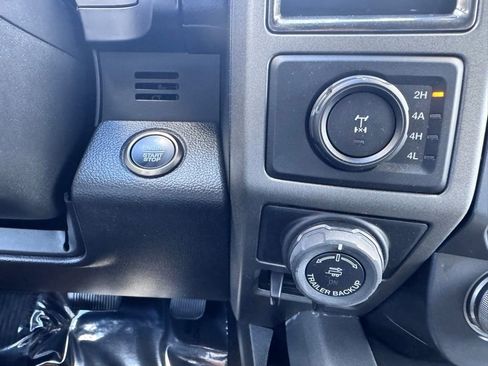 Used 2020 Ford F150 Raptor w/ Equipment Group 802A Luxury image 37