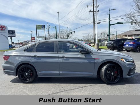 Used 2021 Volkswagen Jetta GLI Autobahn w/ GLI Autobahn Black Package image 2