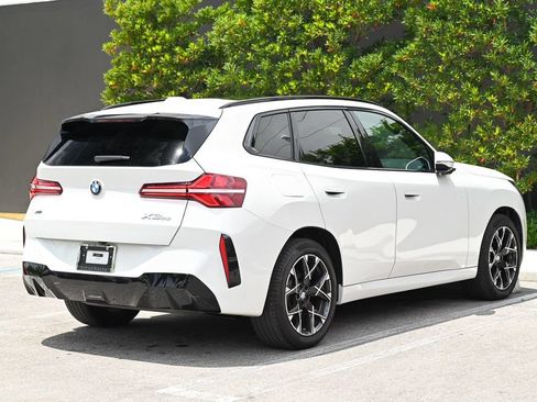 Used 2025 BMW X3 xDrive30i AWD/4WD image 4