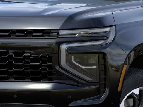 New 2026 Chevrolet Suburban LT w/ Comfort Package AWD/4WD image 10