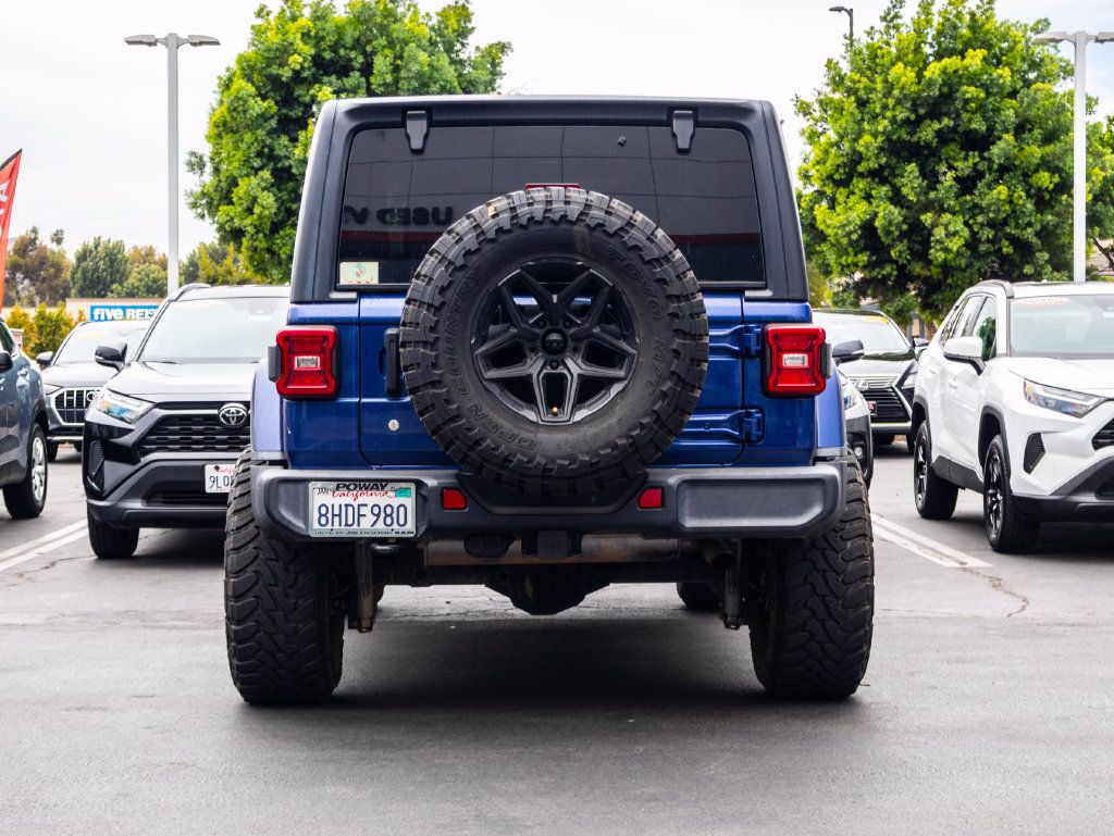 Used 2018 Jeep Wrangler Unlimited Sahara w/ LED Lighting Group AWD/4WD image 5